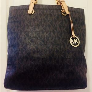 MK large leather signature tote bag